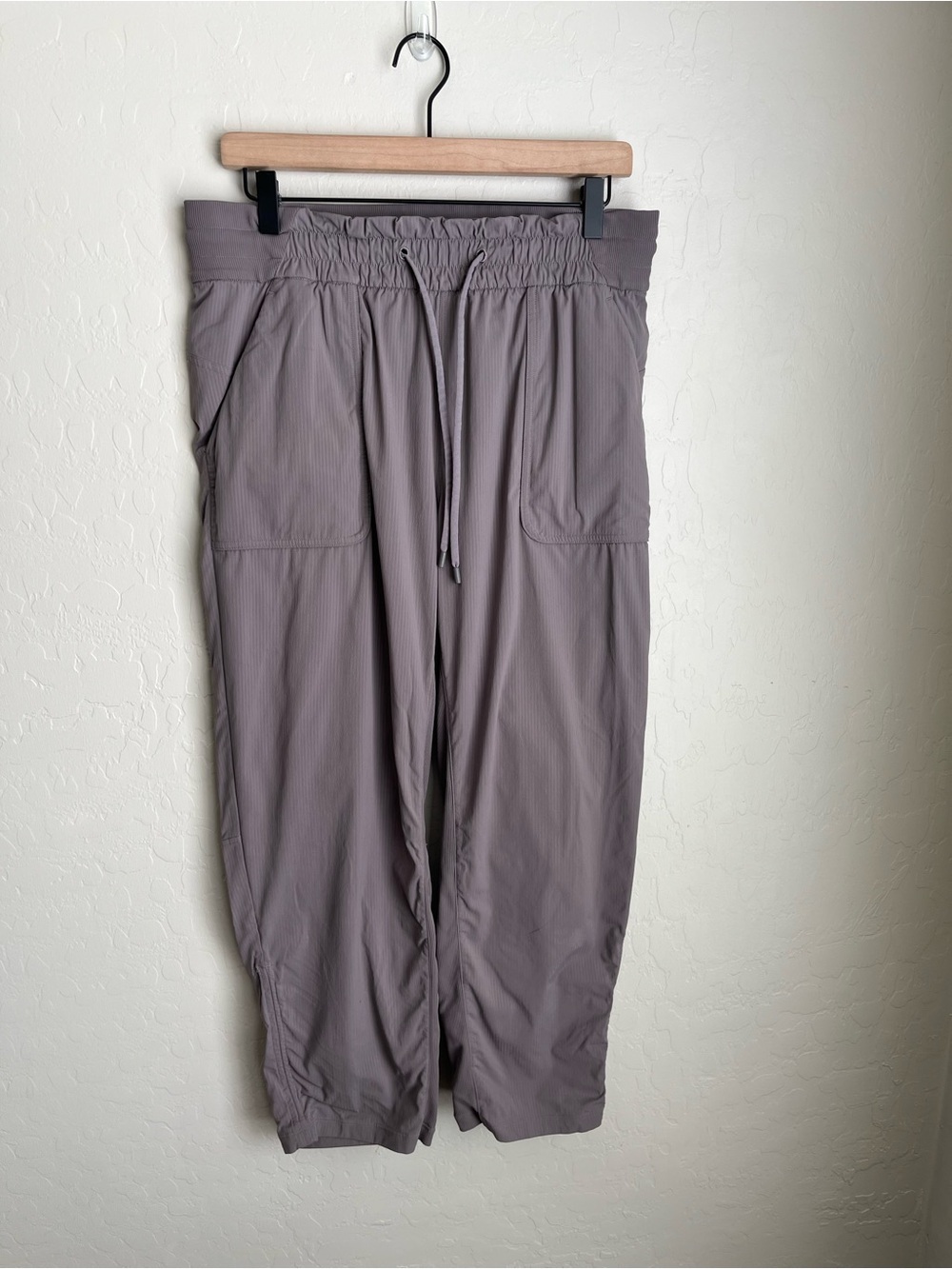 Lululemon Beyond the Studio Crop Pants Grey Lunar Rock Size 10 - Picture 4 of 9